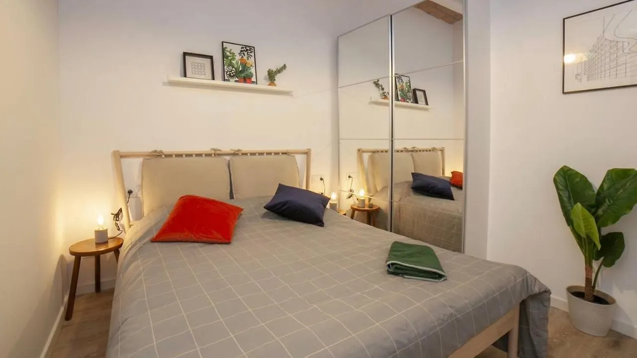 Chic Apartments Ramblas Barcelona 0*,  Spain