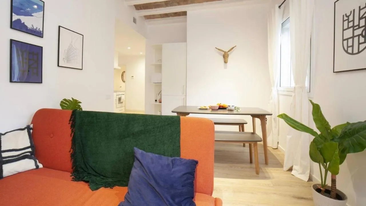 Chic Apartments Ramblas Barcelona Spain