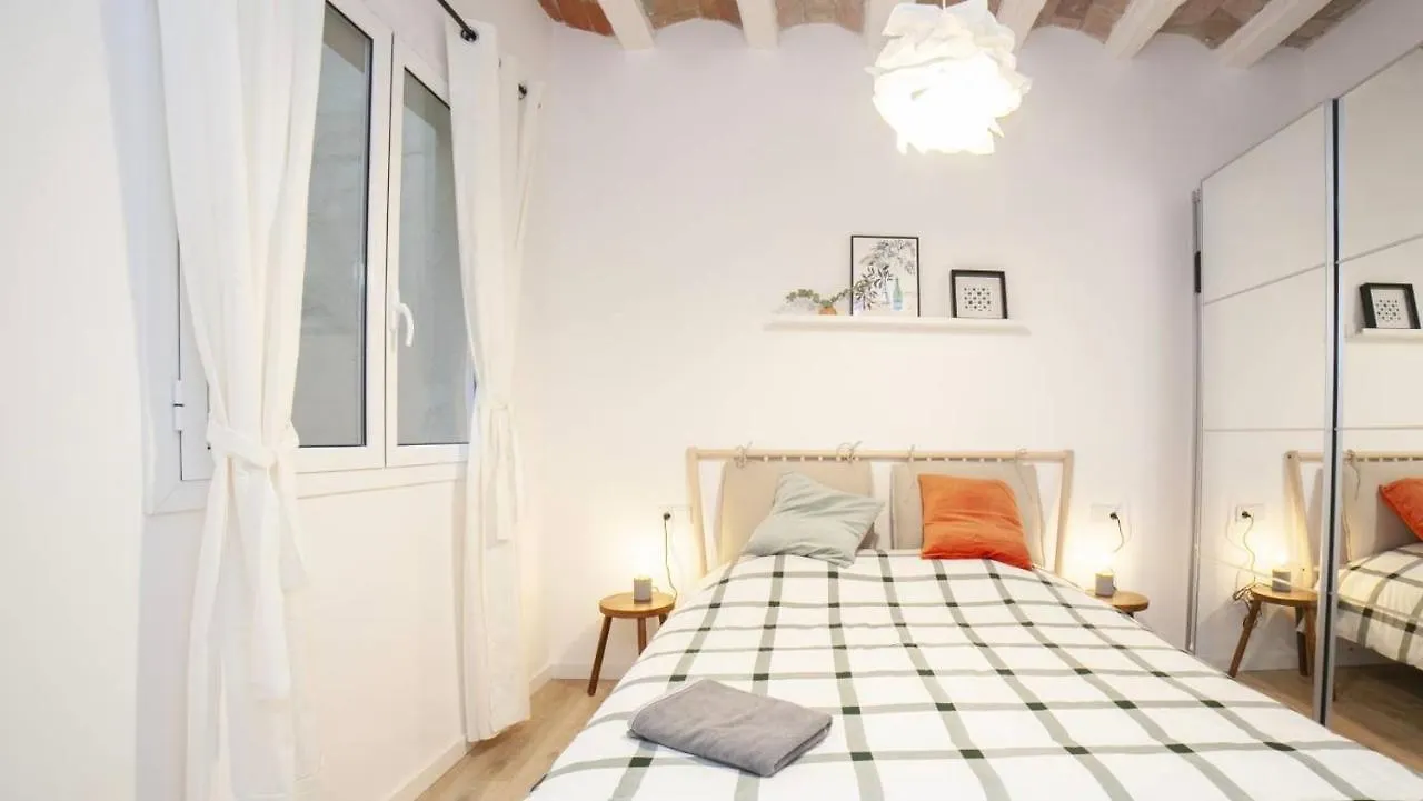 Chic Apartments Ramblas Barcelona Spain