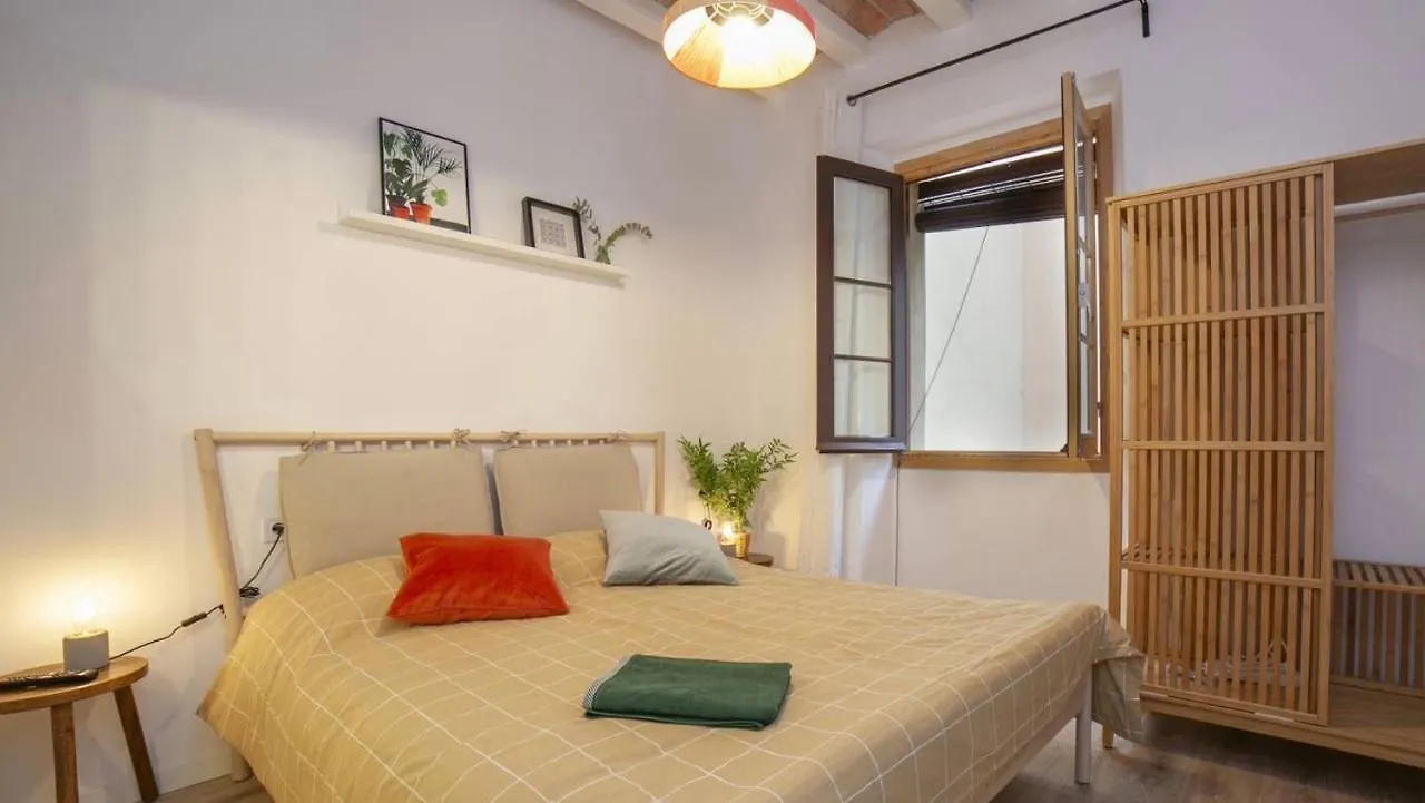 Chic Apartments Ramblas Barcelona 0*,  Spain