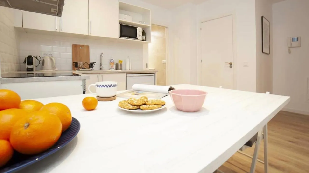 Chic Apartments Ramblas Barcelona