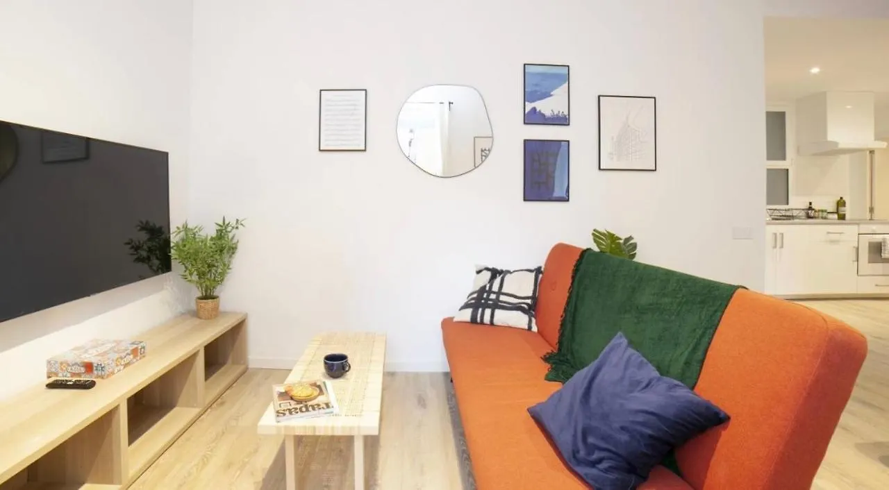 Chic Apartments Ramblas Barcelona Spain