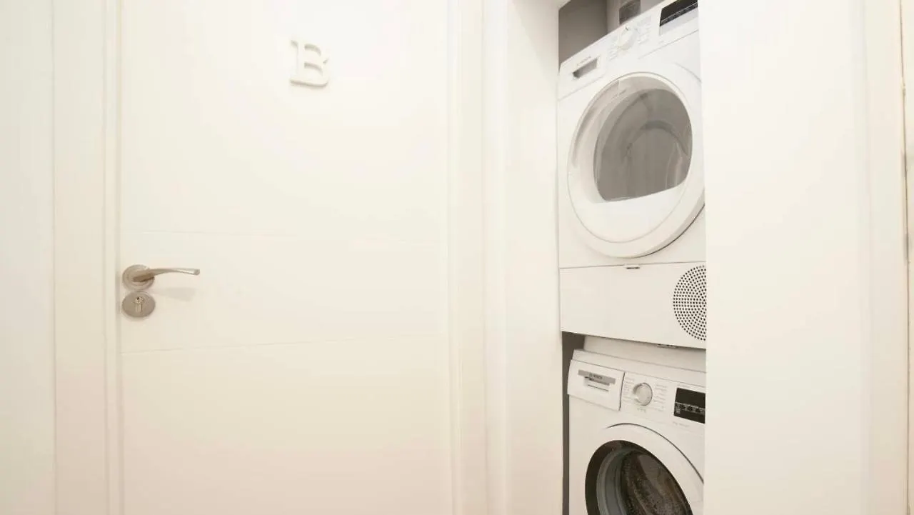 Chic Apartments Ramblas Barcelona